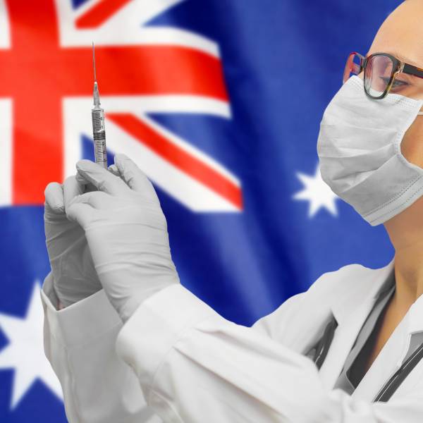 Melbourne University mandates COVID-19 vaccinations for anyone on site