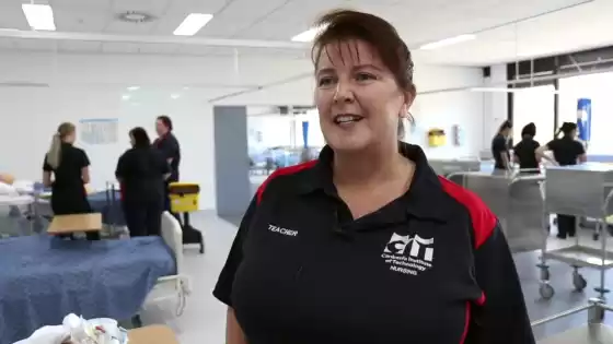 CIT prepara enfermeros listos para el trabajo