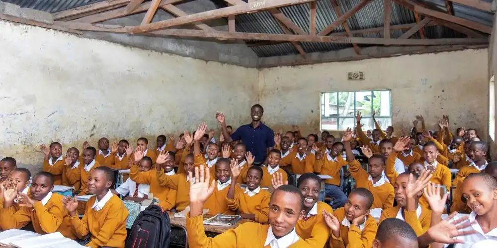 Tanzanian man thanks Australians who helped him get unlikely education